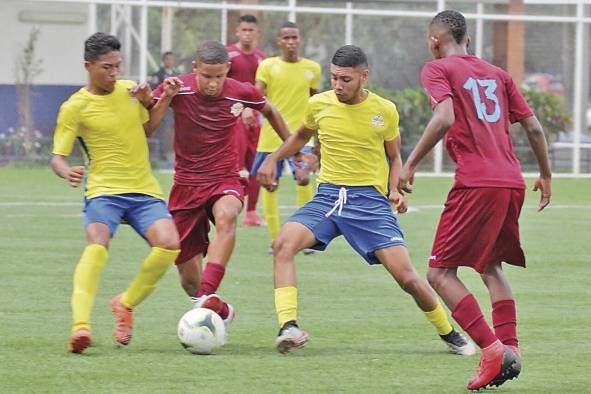 Los partidos de semifinales se jugarán hoy en el estadio Luis Ernesto Tapia.