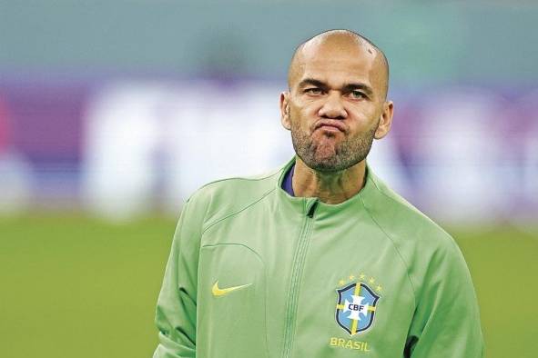 La Fiscalía española pidió el jueves una pena de nueve años de cárcel para el futbolista brasileño Dani Alves.