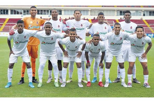 El Sporting de San Miguelito finalizó en la primera posición de la Conferencia Este con 27 puntos.