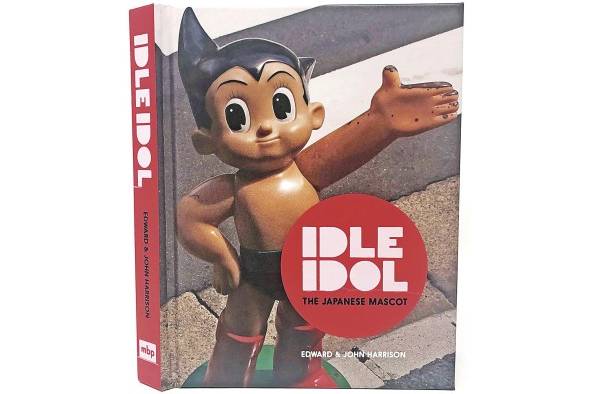 Portada del libro 'Idle Idol, the Japanese mascot' de Ed y John Harrison