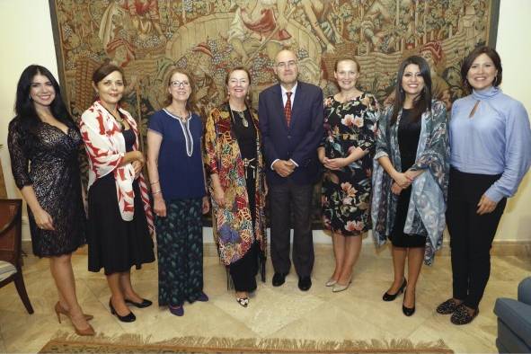 Carla De Sanctis, Glivania Oliveira, Oumama Aouad Lahrech, Patricia González de Pagalday, Javier Pagalday Gastelurrutia, Ilse Smits, Diana Vanega y Fabiola Zavarce