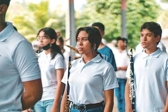 Integrantes de la banda de música del Centro Educativo Stella Sierra, en Arraiján, Panamá Oeste.