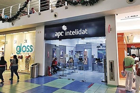 Sucursal de APC Intelidat, ubicada en Albrook. La empresa es el buró de información de crédito en Panamá.