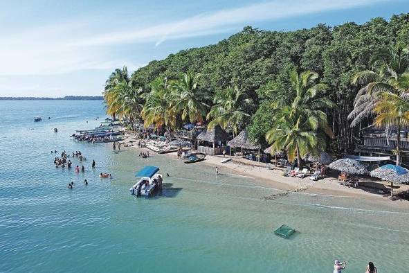 En la imagen se observa una playa en Bocas del Toro, en la República de Panamá.