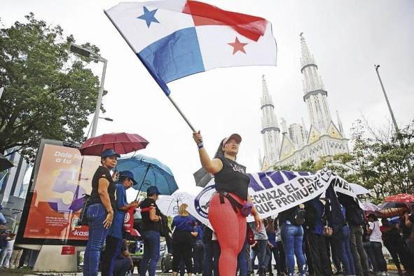 Las protestas en contra del contrato se dieron en distintas zonas del país.