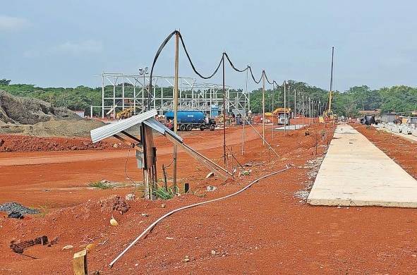 Imagen de la Construcción del Estadio Mariano Rivera.