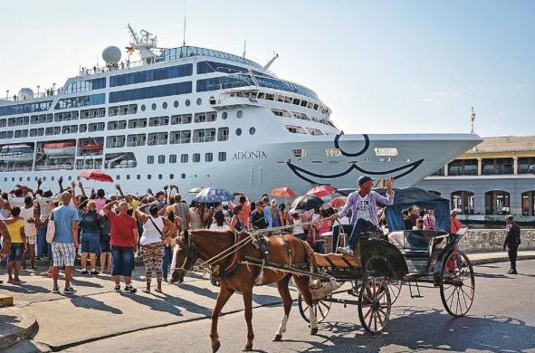 Imagen de archivo de Carnival Cruise