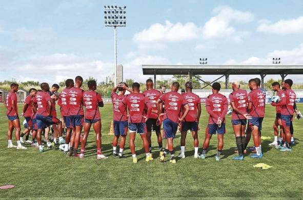 El equipo panameño durante una sesión de entrenamiento.