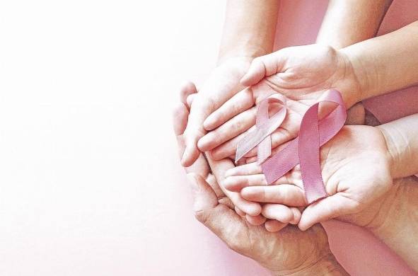 El lazo rosa se volvió símbolo de la lucha contra el cáncer de mama desde 1991, con el fin de crear conciencia sobre la enfermedad