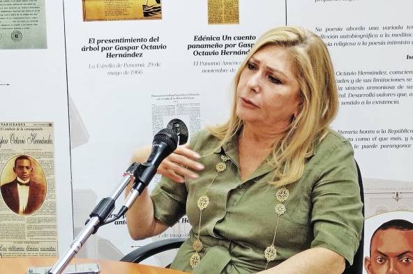 Orit Btesh, presidente de la Cámara Panameña del Libro