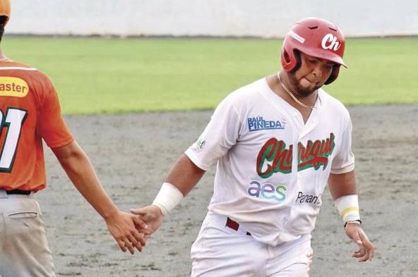 El chiricano Erasmo Caballero se constituyó en la figura ofensiva del nacional de béisbol, al lograr la triple corona de bateo.