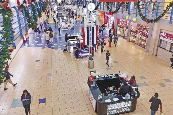 En Albrook se ubica el centro comercial más grande del país y la región.