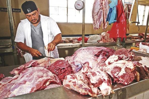 Esta semana se están haciendo encuestas de algunos cortes de carnes para evaluar si es necesario ser incluidos en el control de precios.