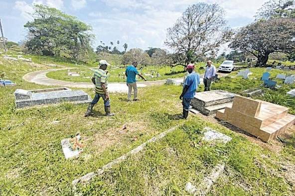 La Comisión solicitó exhumaciones en Colón.