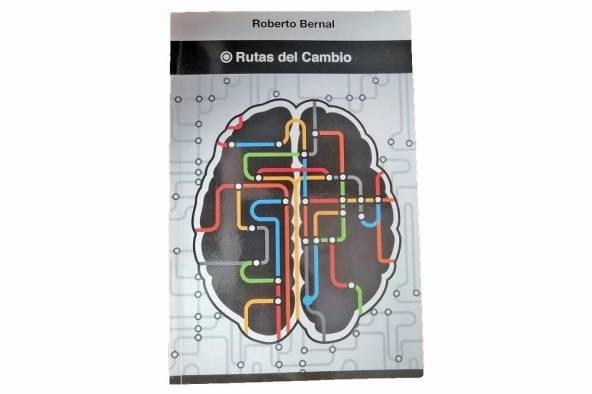 El libro 'Rutas del cambio' se encuentra disponible en Amazon.