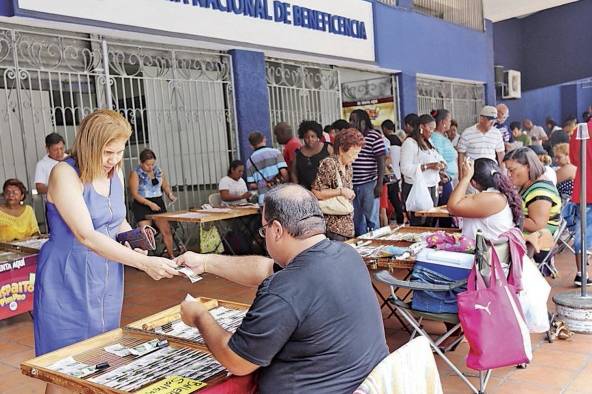 El Ministerio Público investiga supuestas irregularidades en el cobro de premios.