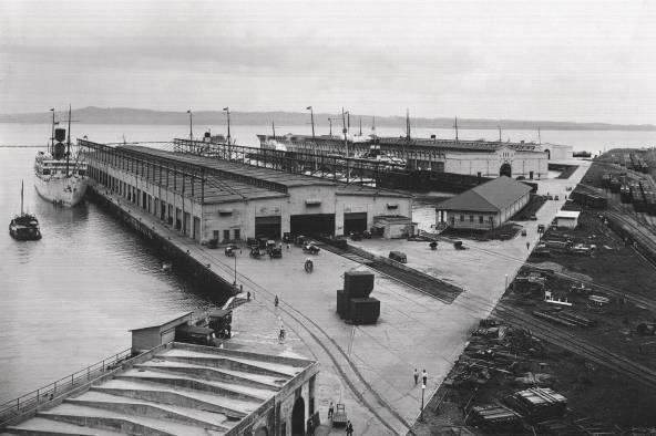 Una mirada histórica a la industria portuaria panameña