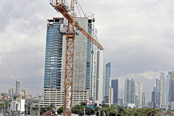 La industria de la construcción sigue siendo un motor que mueve la economía panameña.