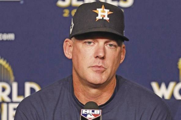 El destituido mánager de los Astros de Houston A.J. Hinch.