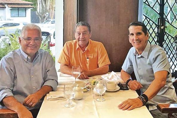 La reunión de los dirigentes fue en un restaurante la tarde de este miércoles.