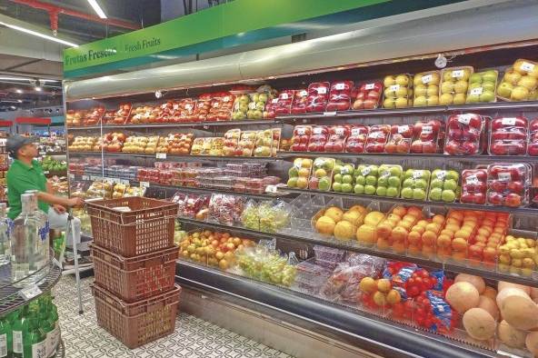 La provisión de alimentos saludables y nutritivos a un precio asequible en los barrios de la periferia de la ciudad de Panamá, y en general, en aquellos de bajos ingresos, refleja un reto de las autoridades y políticas públicas que necesitan priorizar los temas de acceso y asequibilidad permanente y continua.