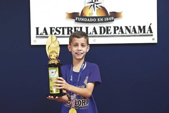 Bilal Waked, campeón de aritmética mental para niños en 2022 y 2023.