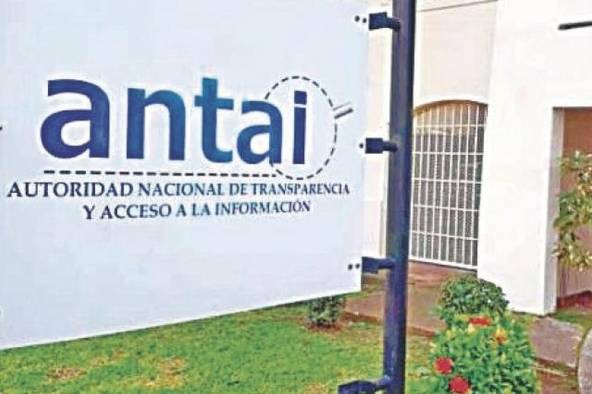 La entidad indicó que luego de su investigación administrativa resolvió que fueran multados tres funcionarios