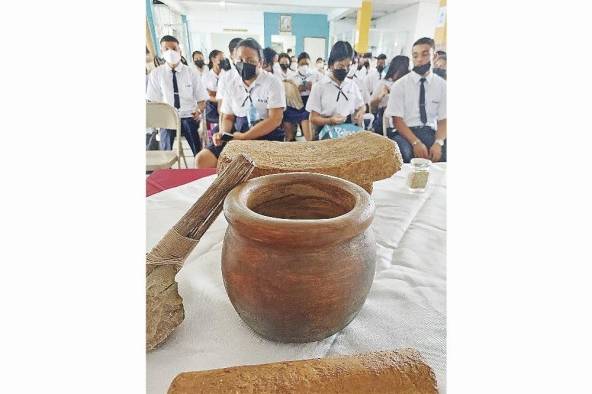 Estudiantes participan del programa 'Cobre Panamá llega a tu escuela'.