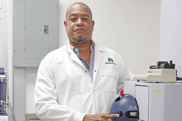 Dr. Marcelino Gutiérrez, coordinador del Centro de Biodiversidad y Descubrimientos de Drogas