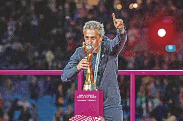 Jorge Vilda, el entrenador ganador de la Copa Mundial debería continuar al mando de España, pero el ambiente de “crispación” en el entorno puede mermar su posición.