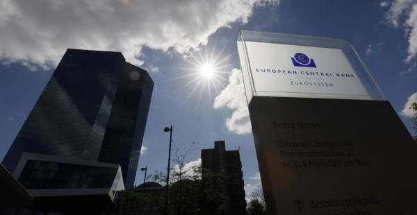 Vista exterior de la sede del Banco Central Europeo en Fráncfort (Alemania) este jueves en el que ha subido un cuarto de punto los tipos de interés hasta el 4.5%.