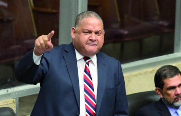 Benicio Robinson, diputado y presidente del Partido Revolucionario Democrático (PRD), presidirá por cuarta vez de manera consecutiva, la Comisión de Presupuesto de la Asamblea Nacional.