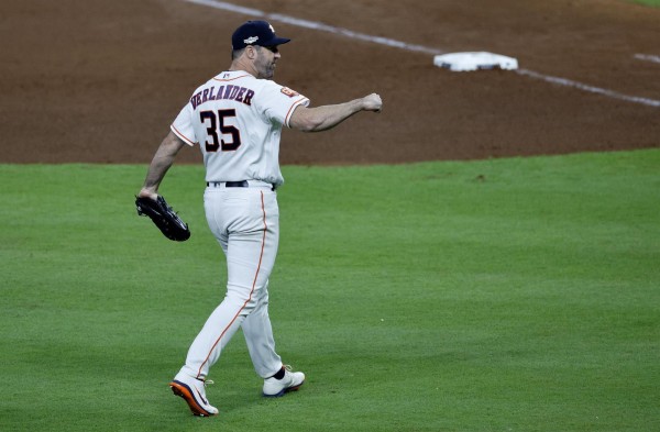 Justin Verlander, lanzador abridor estrella de los Astros de Houston