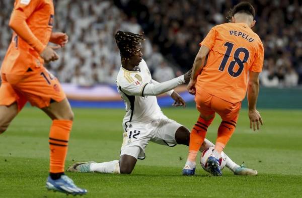 El futbolista francés Eduardo Camavinga durante un partido contra el Valencia CF.