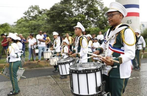 Así celebran el 4 de noviembre en la 24 de Diciembre