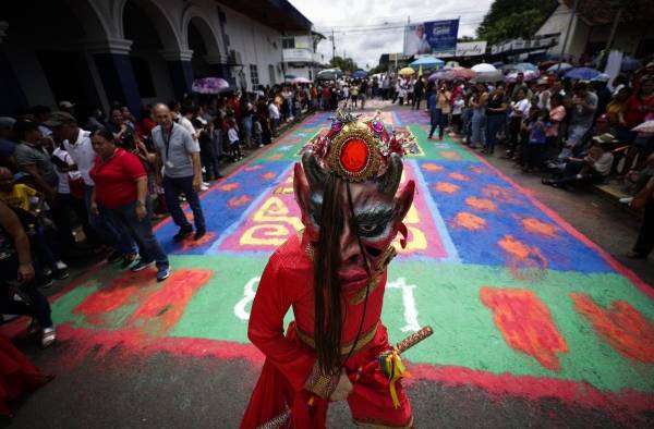 Panamá perdona a los diablos durante su tradicional Corpus Christi