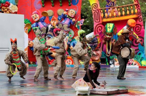 Carnaval de Negros y Blancos colombiano mantiene su esencia en la virtualidad