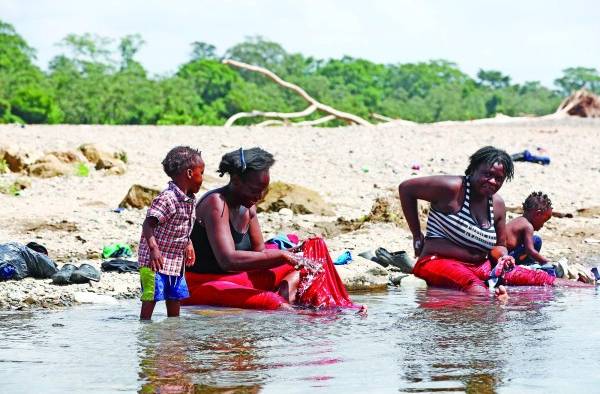 Migrantes persiguen sus sueños en medio de la mortífera pandemia de la covid-19