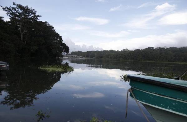 Imagen de archivo de tíos en Panamá.