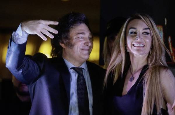 Florez y Milei se conocieron en el programa Almorzando con Mirtha Legrand