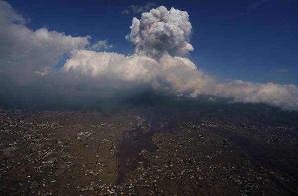 El volcán de La Palma en su quinto día de actividad