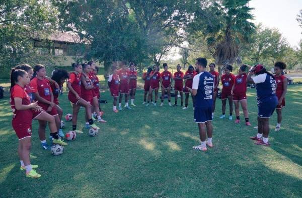 Entrenamiento de la selección de fútbol femenino de Panamá