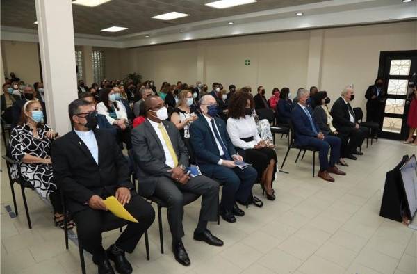 En el acto participaron la viceministra de Gobierno, Juana López Córdoba; el Procurador General de la Nación Encargado, Javier Caraballo y el Procurador de la Administración, Rigoberto González.