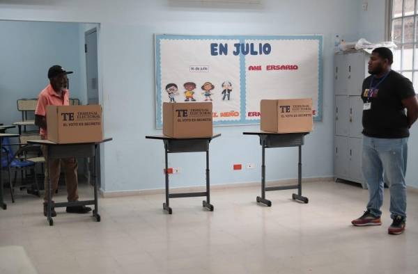 Cambio Democrático tiene un total de mil 68 mesas de votación.