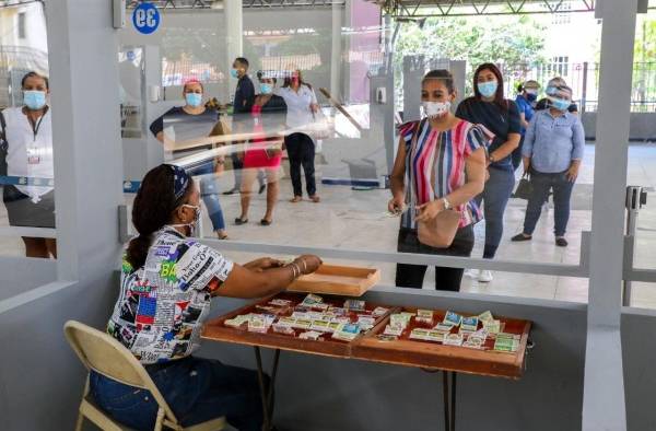 La Lotería Nacional sólo otorga en efectivo hasta $2,000.