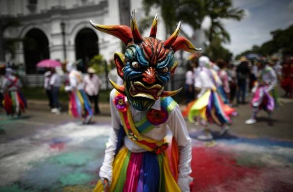 Panamá perdona a los diablos durante su tradicional Corpus Christi