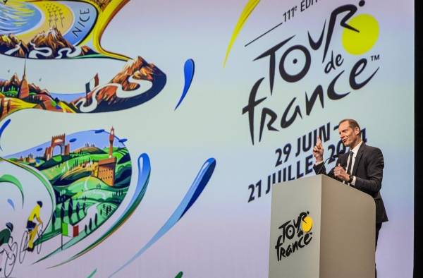 El director general del Tour de Francia, Christian Prudhomme, durante la presentación de la edición 2024 de la ronda gala.