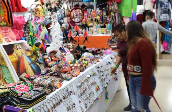 Feria de las Flores y el Caf&eacute;