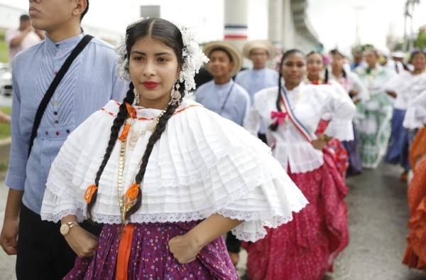 Así celebran el 4 de noviembre en la 24 de Diciembre