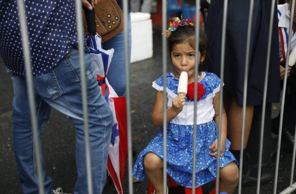 Rinden honor a la Patria en los 119 años de vida republicana